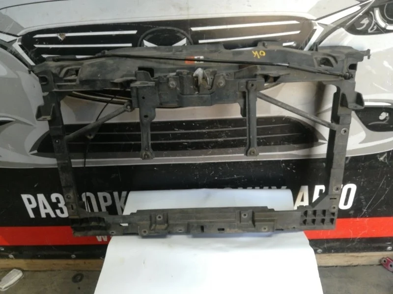 Рамка радиатора Mazda 6 GS1D53110A GH