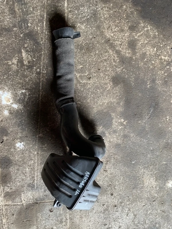 Резонатор воздушного фильтра Chevrolet Captiva 96829527 C100