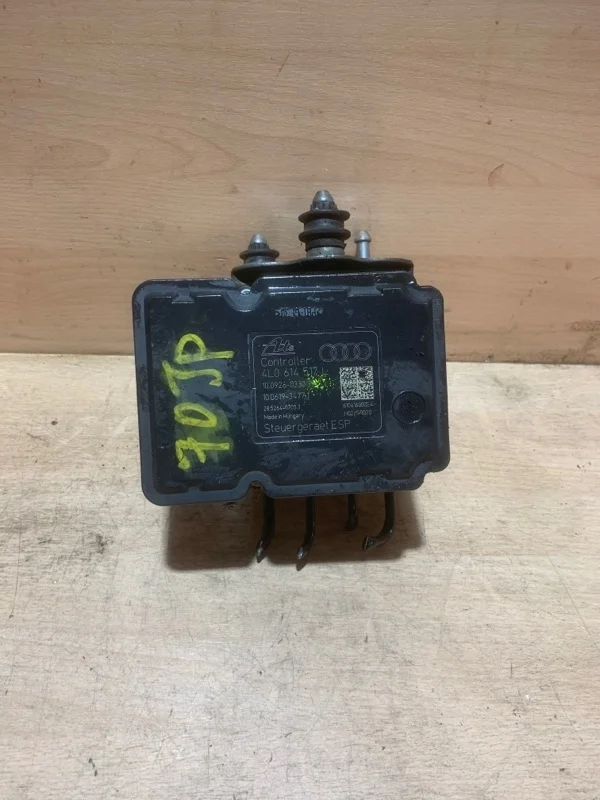 Блок abs Audi Q7 4L0614517