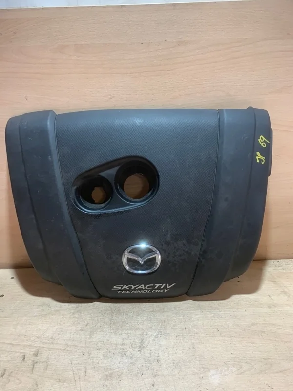 Декоративная накладка ДВС Mazda CX-5 PE11102F0 KE 2.0