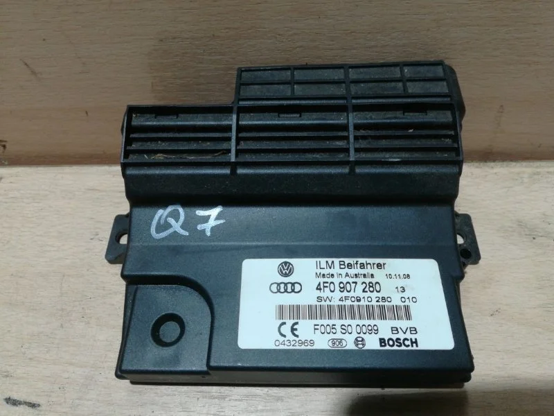 Блок управления бортовой сети Audi Q7 4F0907280