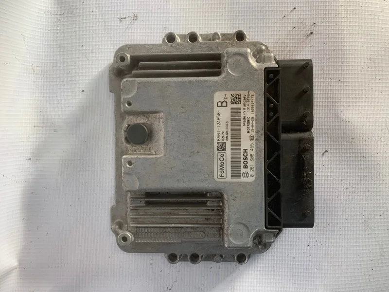 ЭБУ двигателя Ford Focus BV6112A650 3 2.0