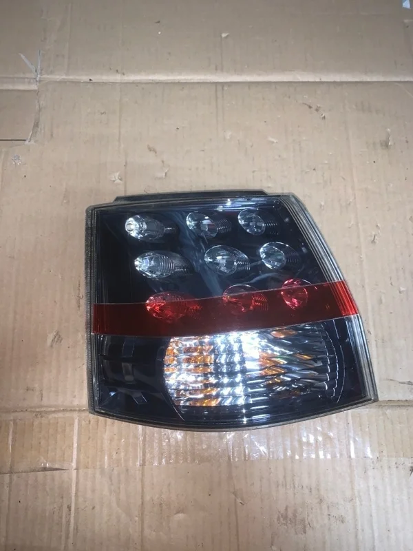 Фонарь Mitsubishi Outlander 8330A379 XL 2.4, задний левый