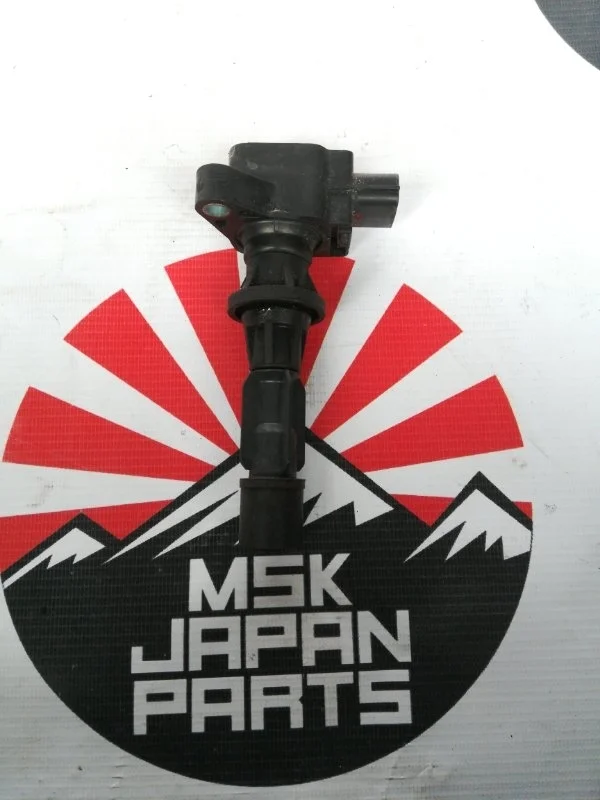 Катушка зажигания Mazda 3 2002-2008 6M8G12A366 BK 2.0