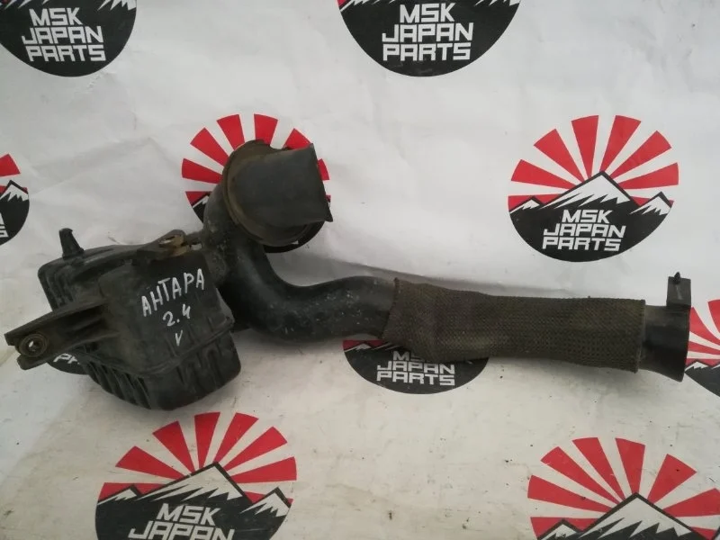 Резонатор воздушного фильтра Opel Antara 20792676 2.4, передний