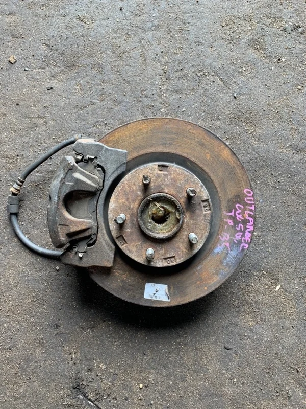 Кулак поворотный Mitsubishi Outlander 3870A011 XL, передний левый