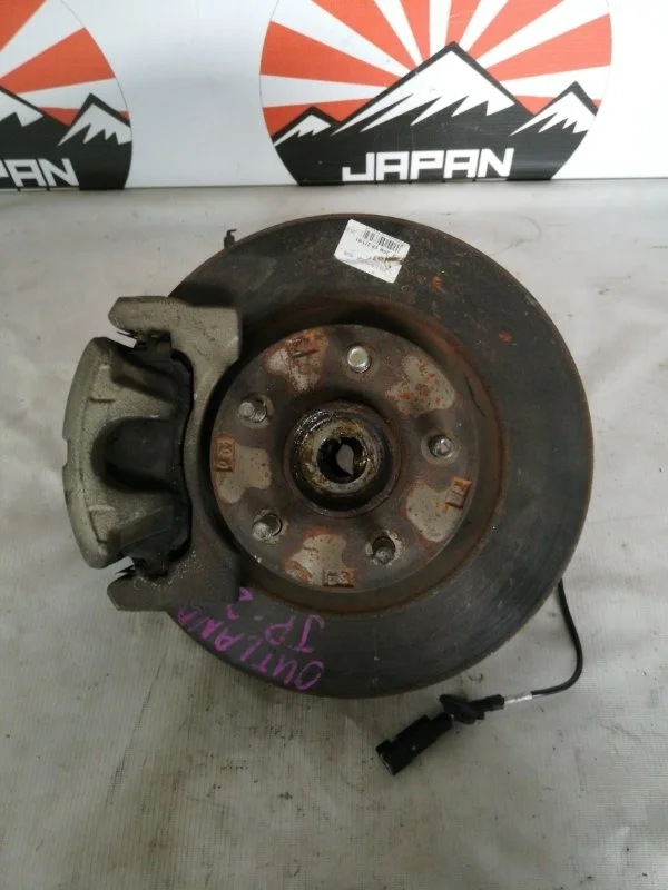 Кулак поворотный Mitsubishi Outlander 3870A011 XL 2.4, левый