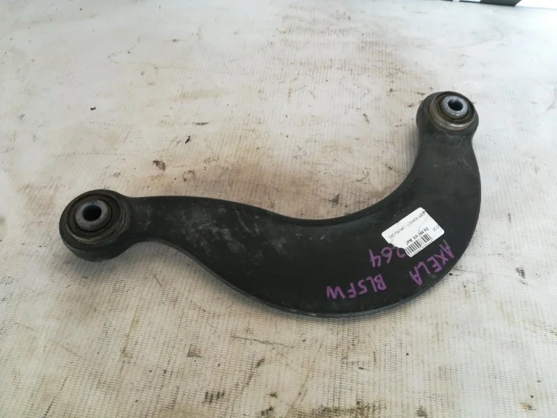 Рычаг серповидный Mazda 3 2009-2012 BBM228C10 BL, задний