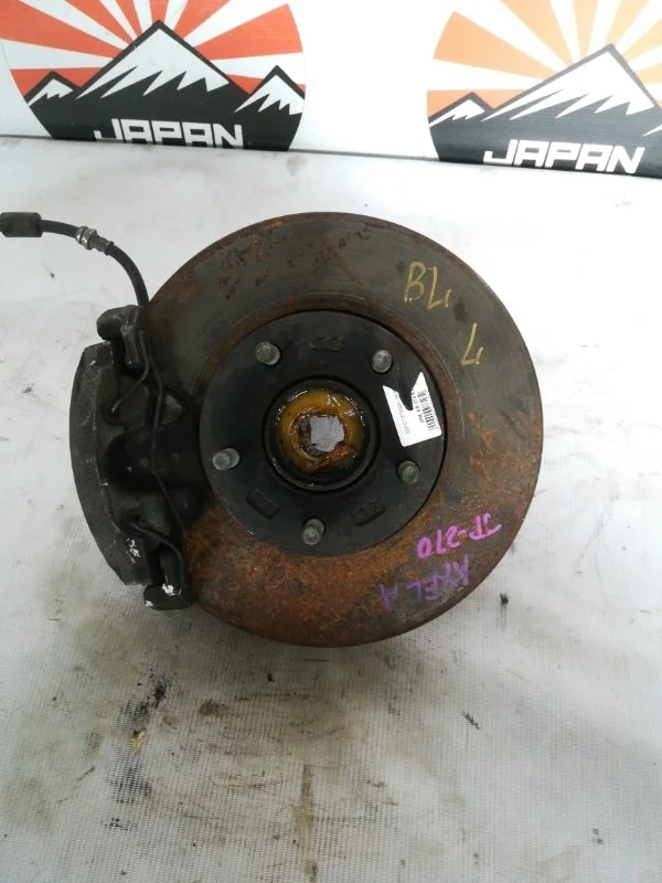 Кулак поворотный Mazda 3 2009-2012 BR5S33031 BL, передний левый