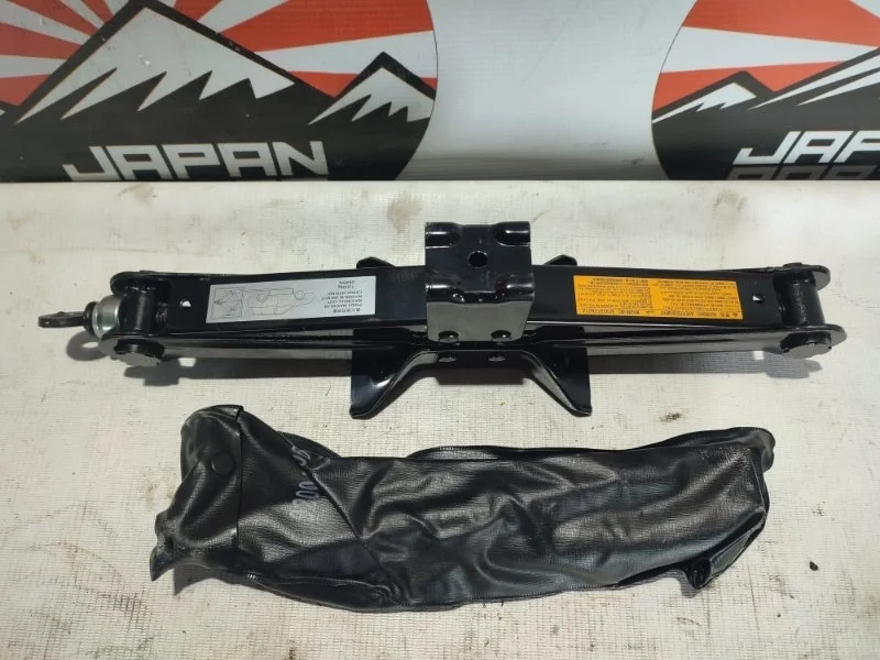 Домкрат Mitsubishi Outlander 9280A012 XL 2.4