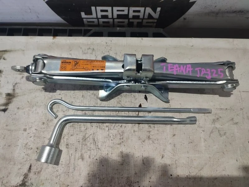 Домкрат Nissan Teana 99550JN90A J32
