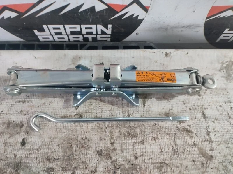 Домкрат Nissan Teana 99550JN90A J32 2.5
