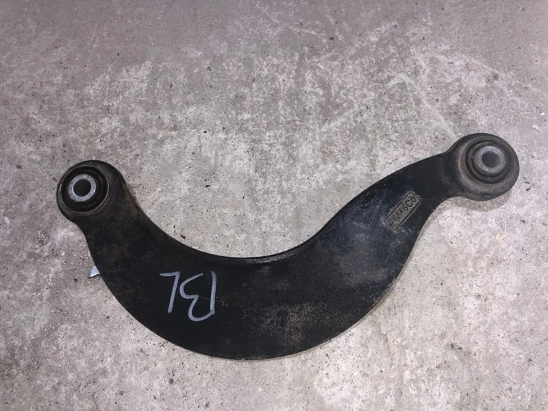 Рычаг серповидный Mazda 3 BBM228C10 BL, задний