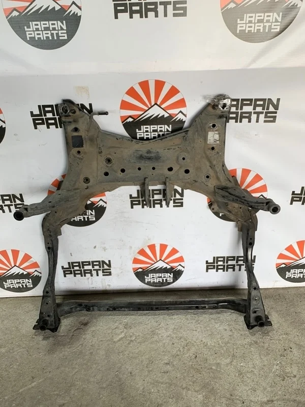 Подрамник двигателя Mazda 6 2012-2018 GHP93480XD GJ 2.0-2.5, передний