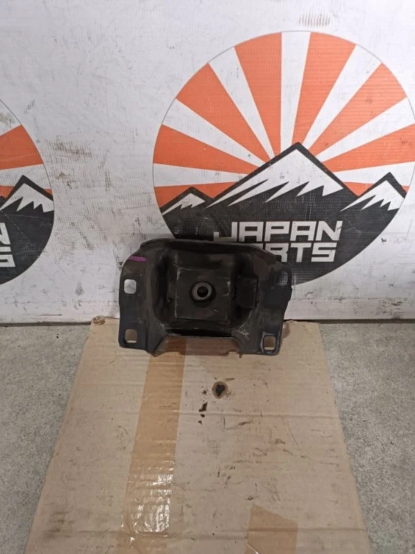 Подушка акпп Mazda 3 BP4N39070C BK 2.0