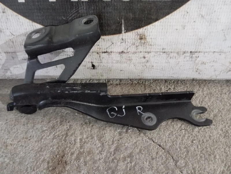 Петля капота Mazda 6 GHP952410B GJ, правая