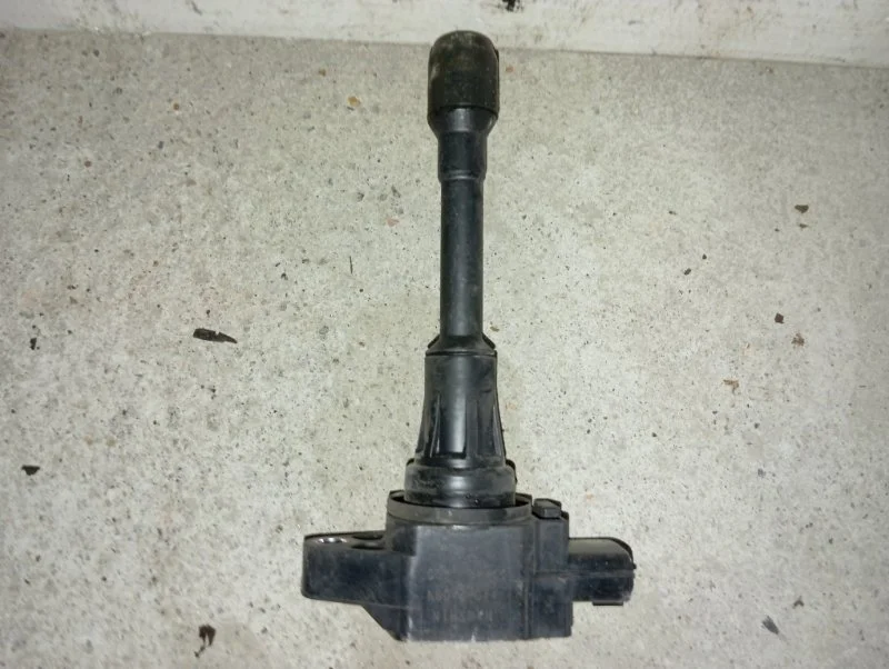 Катушка зажигания Nissan X-Trail 22448ED000 T31 2.0