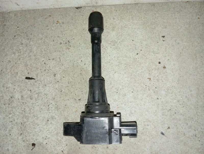 Катушка зажигания Nissan X-Trail 22448ED000 T31 2.0