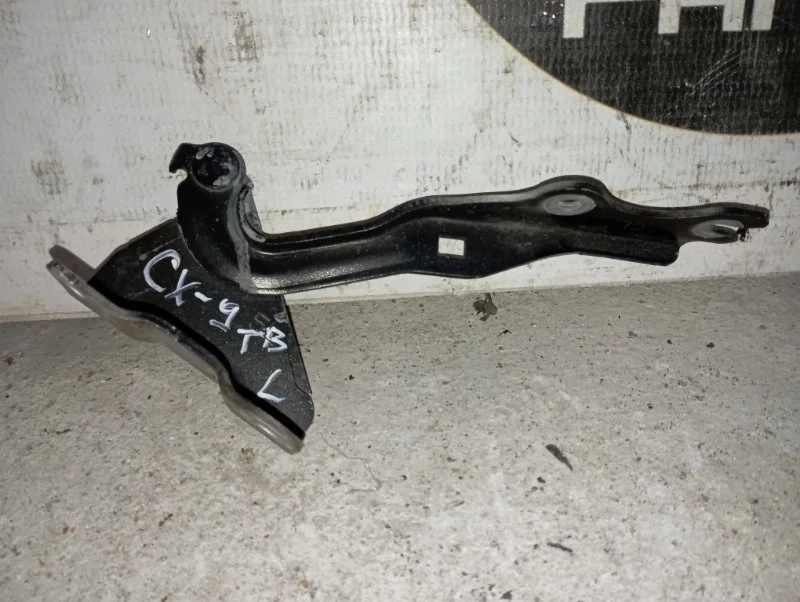 Петля капота Mazda CX-9 TD1152420B TB, левая