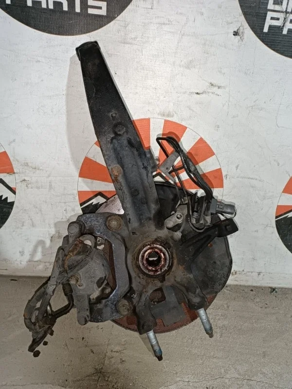 Кулак поворотный Mazda 6 GS1D33021 GH, передний правый