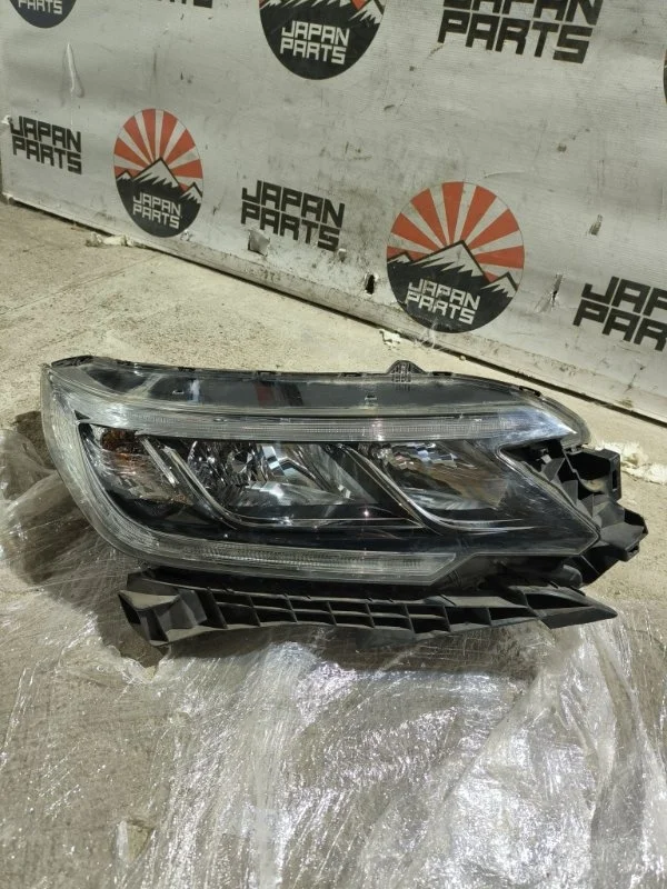 Фара ксенон Honda CR-V 33100T1GG71 4 (RM1/RM4), передняя правая
