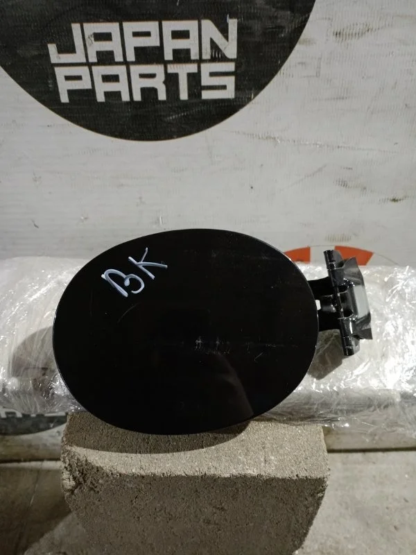 Лючок бензобака Mazda 3 BP4K42410F BK