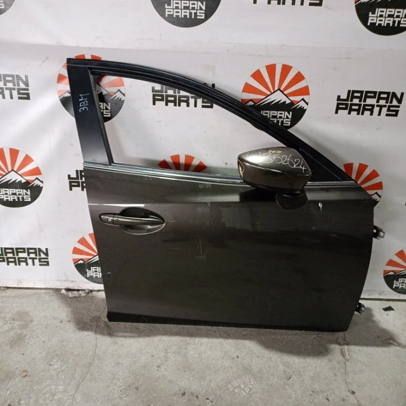 Дверь Mazda 3 BHY05802XF BM, передняя правая