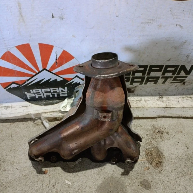 Коллектор выпускной Mitsubishi Outlander 1555A412 XL 2.0