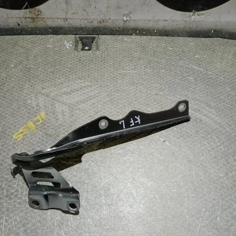 Петля капота Mazda CX-5 KB7W52420 KF, левая