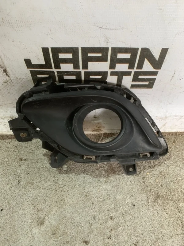 Накладка ПТФ Mazda 6 GHR450C21A GJ, левая