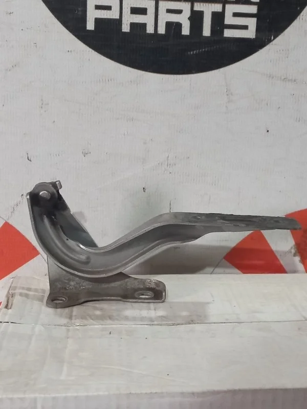 Петля капота Honda 60170SWA000ZZ 3 (RE3/RE4), левая