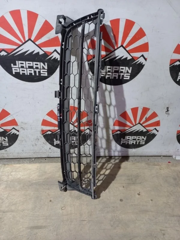 Решетка бампера Mazda 6 GS1M501T0B GH