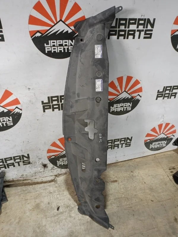 Накладка замка капота Honda Civic 71125SNB000 4D FD1 FD2 FD3