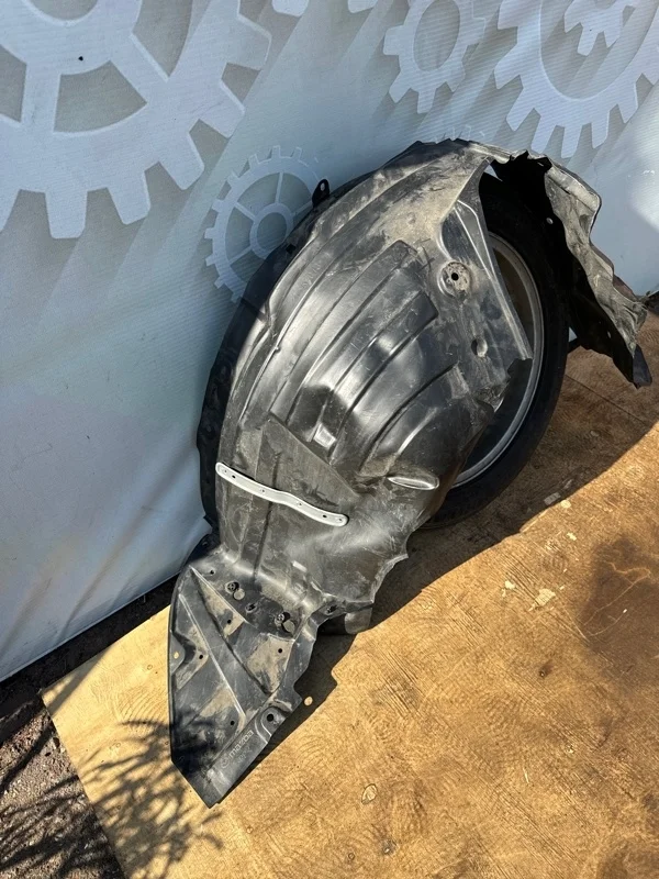 Подкрылок Mazda CX-5 KD5356130F KE, передний правый