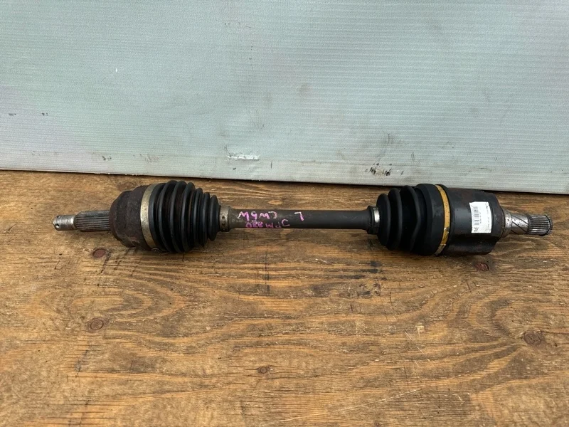 Привод Mitsubishi Outlander 3815A065 XL 2.4, передний левый