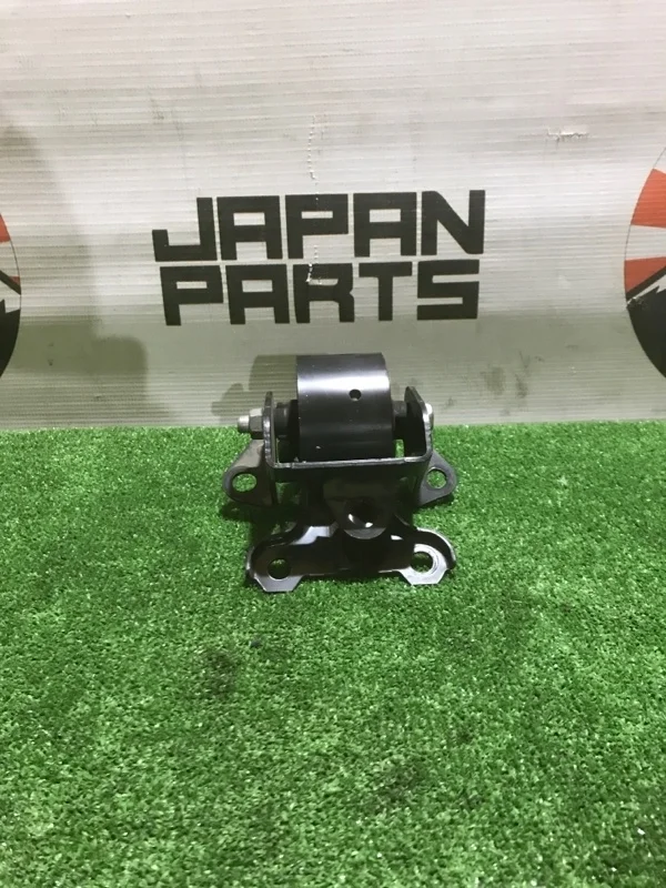 Опора двигателя Mitsubishi Outlander MN101574 XL 2.4, левая