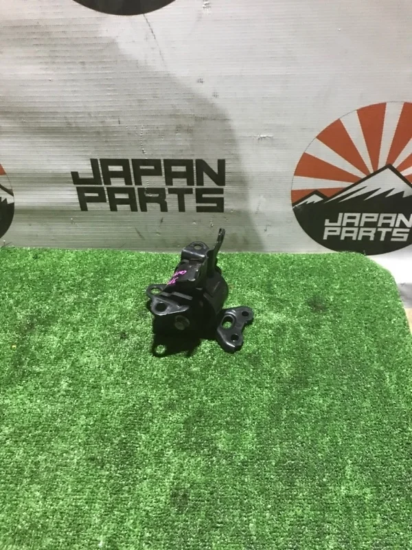 Опора двигателя Mitsubishi Outlander 2005-2012 MN101574 XL, передняя левая