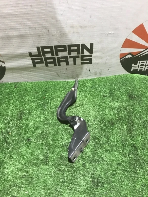 Петля капота Mitsubishi Outlander MN175242 XL 2.4, левая