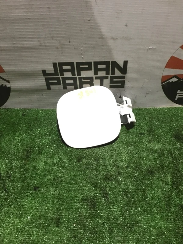 Лючок бензобака Mitsubishi Outlander 5940A226 XL