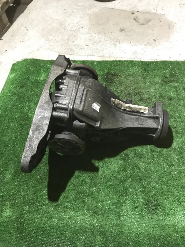 Редуктор Audi A6 0BD500043F C7, задний