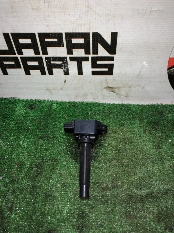 Катушка зажигания Mazda CX-5 PE2018100 KE 2.0