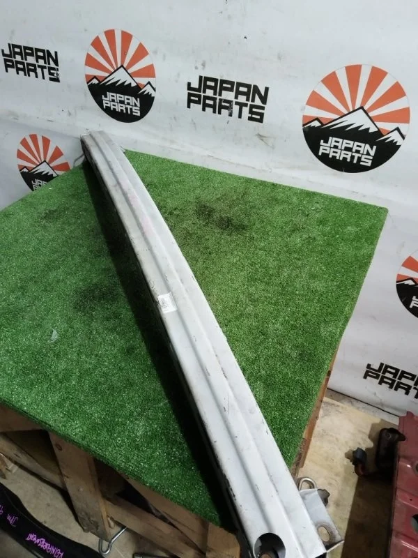 Крепление усилителя бампера Ford Explorer BB5Z17906A, заднее