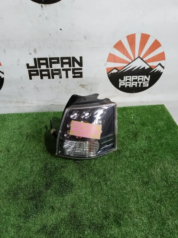 Фонарь Mitsubishi Outlander 8330A380 XL, задний правый