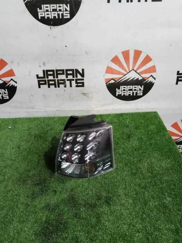 Фонарь Mitsubishi Outlander 8330A380 XL, задний правый