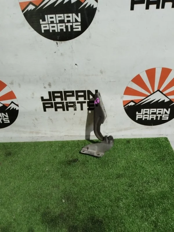 Петля капота Mitsubishi Outlander MN175241 XL, передняя левая