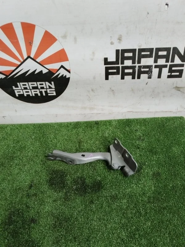 Петля капота Mazda CX-5 KD5352420A KE, передняя правая