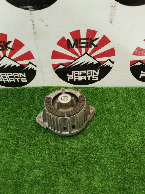 Опора двигателя Mercedes-Benz E-Class 2042400317 W212