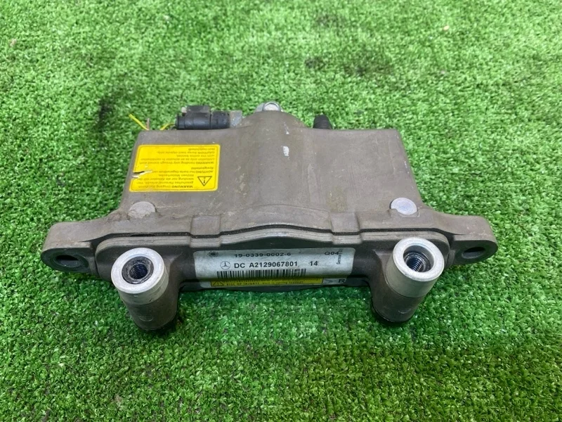 Пиропатрон петли капота Mercedes-Benz E-Class A2129067801 W212, правый