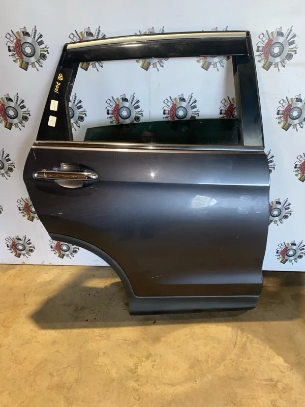 Дверь Honda CR-V 67510T1GE00ZZ 4 (RM1/RM4) K24Z9, задняя правая