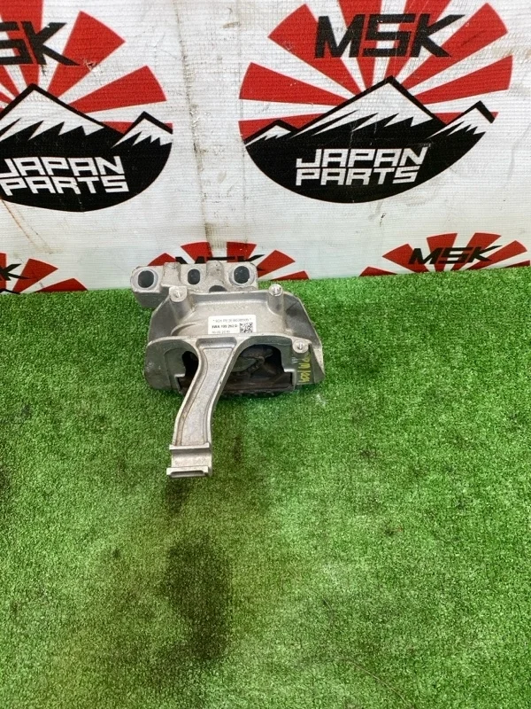 Опора двигателя Volkswagen Tiguan 2020 5WA199262D 2 CZD, передняя правая